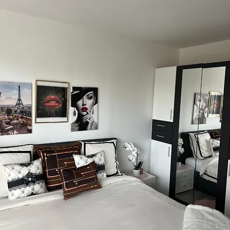 Luxury Vip Parisian Dream *